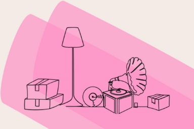 Dessin représentant des cartons, une lampe et un ancien tourne disque sur un fond rose