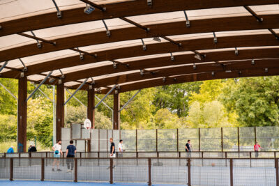 Terrains de sport extérieurs couverts - Agrandir l'image 1 sur 1, fenêtre modale