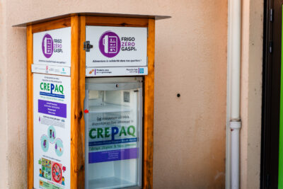 Réfrigérateur vitré - Agrandir l'image 1 sur 2, fenêtre modale